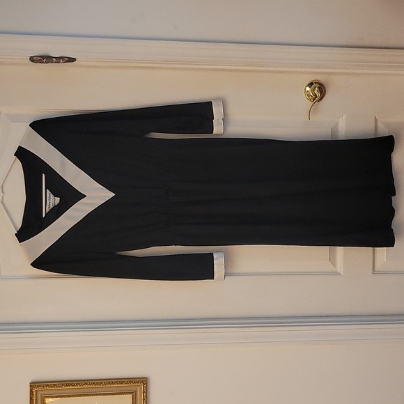 EUC Vintage 1960s Mod Chevron Neckline Anthony Richard's Dress - Picture 4 of 15